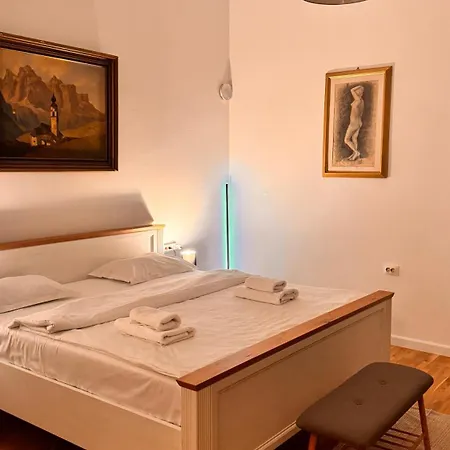 Gavas Urban Horea Apartment